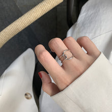 Load image into Gallery viewer, The Trapezoid Square Ring